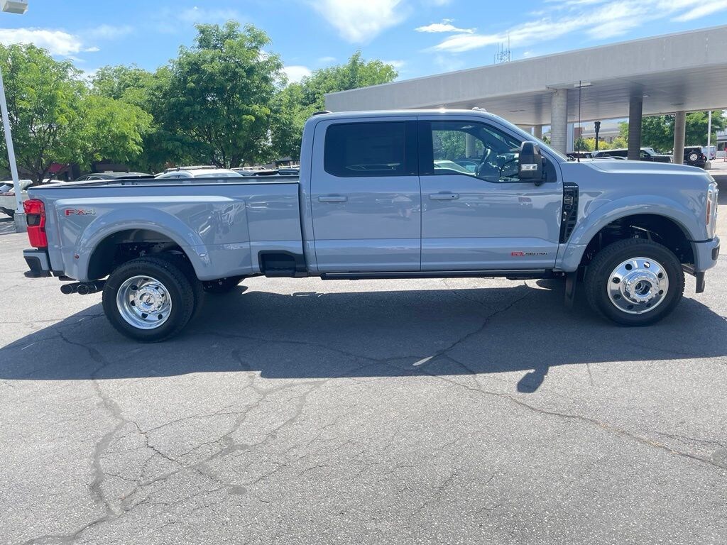 New 2026 Ford F-450SD Platinum Truck Crew Cab