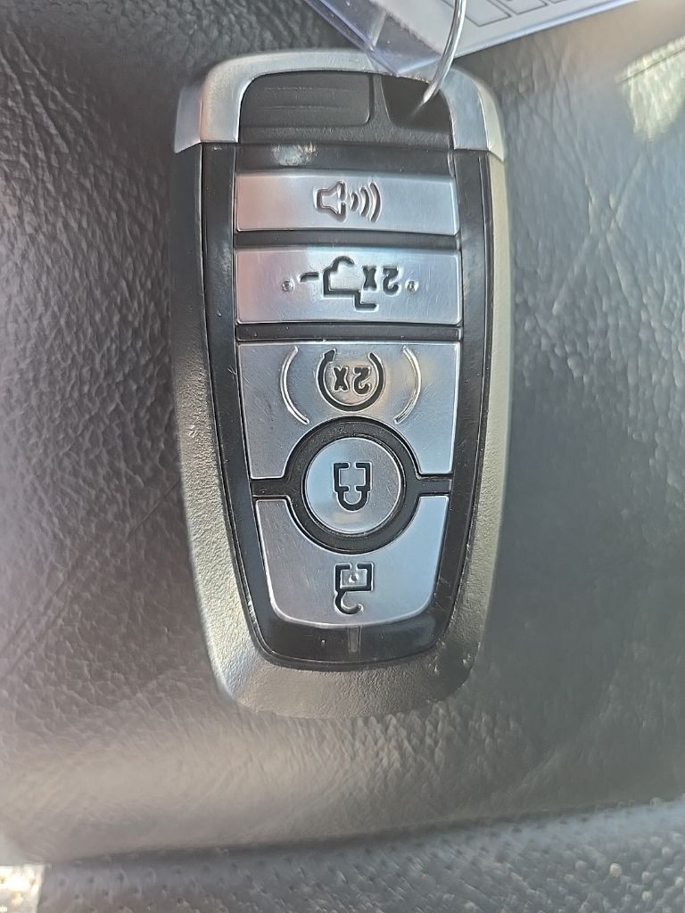 2020 Ford F-150 Lariat - Photo 40