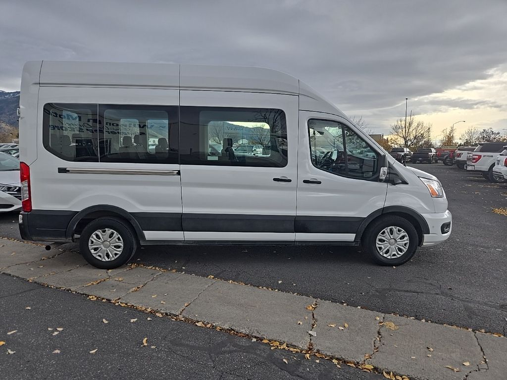 2022 Ford Transit photo 2