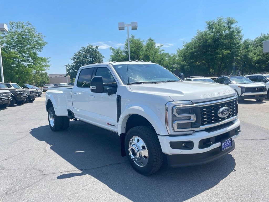 New 2026 Ford F-450SD Platinum Truck Crew Cab