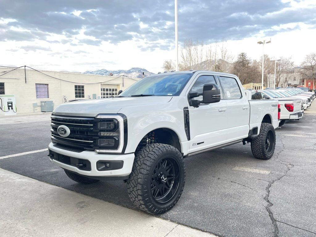 New 2026 Ford F-350SD Platinum Truck Crew Cab