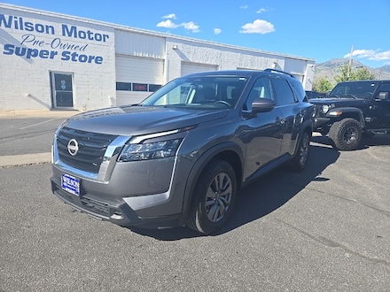 2025 Nissan Pathfinder SV SUV