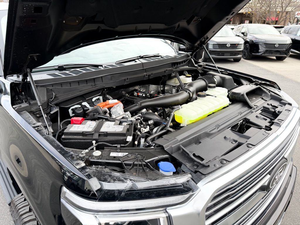 2026 Ford F-150 Platinum - Photo 41