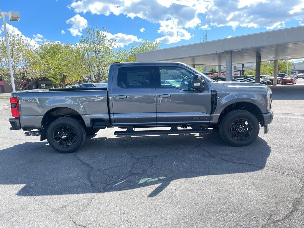 New 2026 Ford F-250SD Lariat Truck Crew Cab