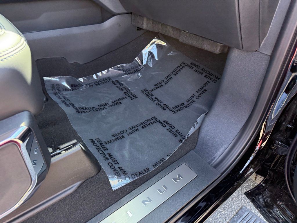 2025 Ford F-350 Super Duty Platinum - Photo 27
