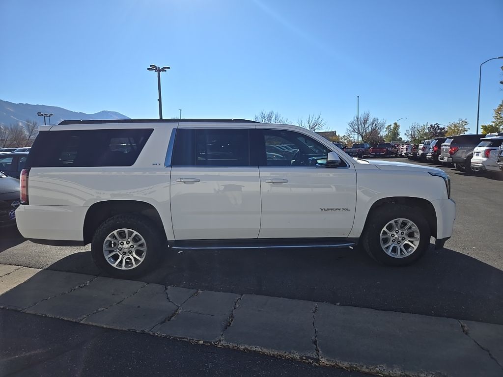 2019 Gmc Yukon XL SLT photo 4