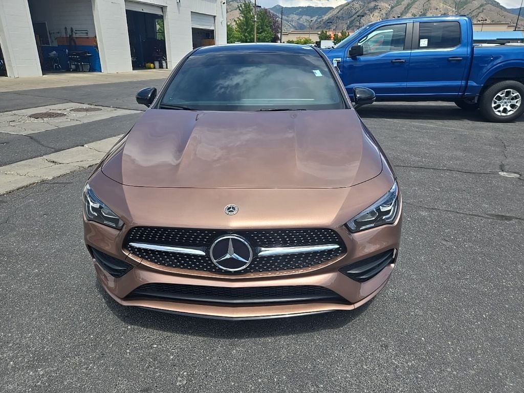 W1K5J4HB8PN361737