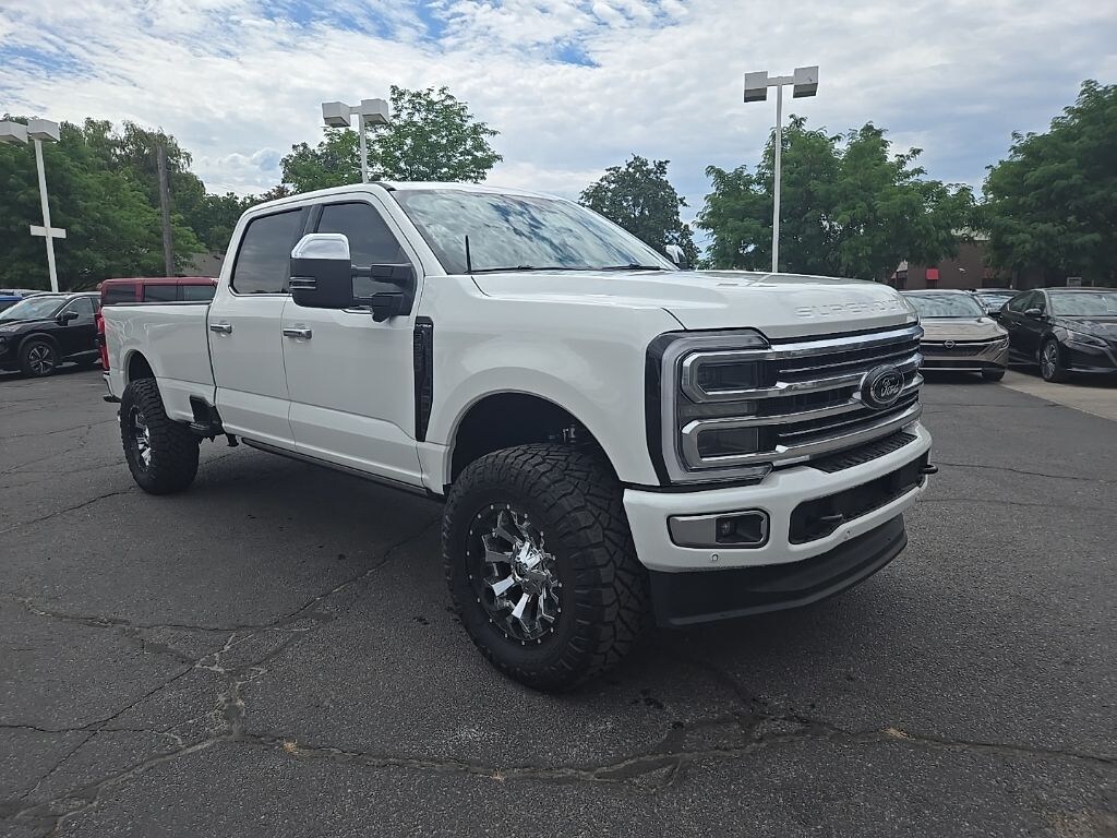 New 2026 Ford F-350SD Platinum Truck Crew Cab
