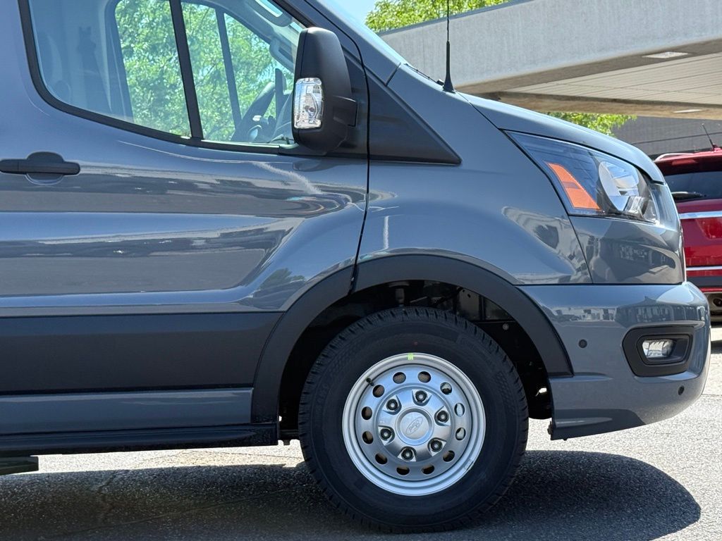 2025 Ford Transit Passenger Van XLT - Photo 41