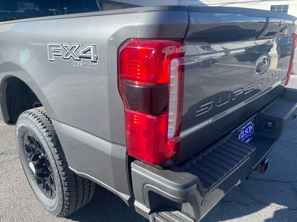2026 Ford F-350 Super Duty Lariat - Photo 34