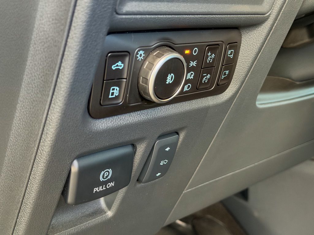 2025 Ford F-150 Lariat - Photo 30