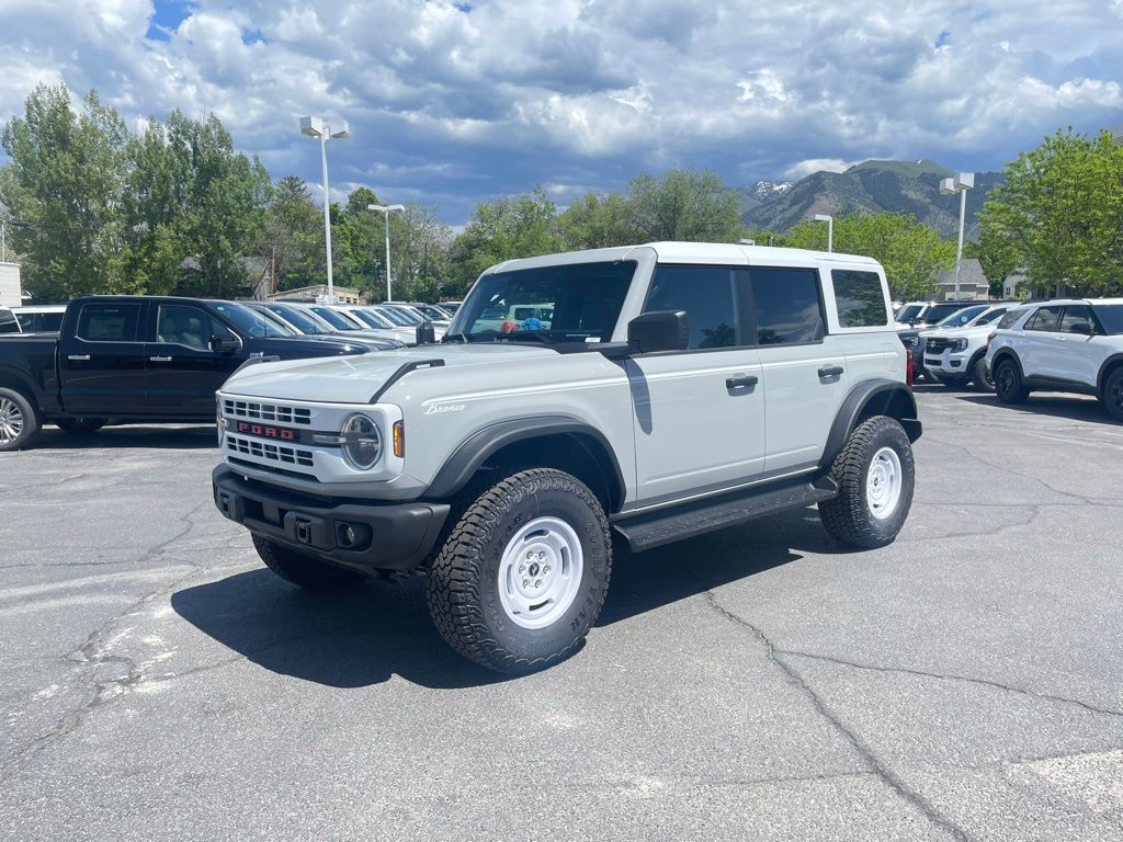 2026 Ford Bronco Heritage Edition 4x4's photo