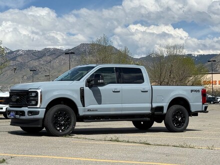 2025 Ford F-250SD Lariat Truck Crew Cab