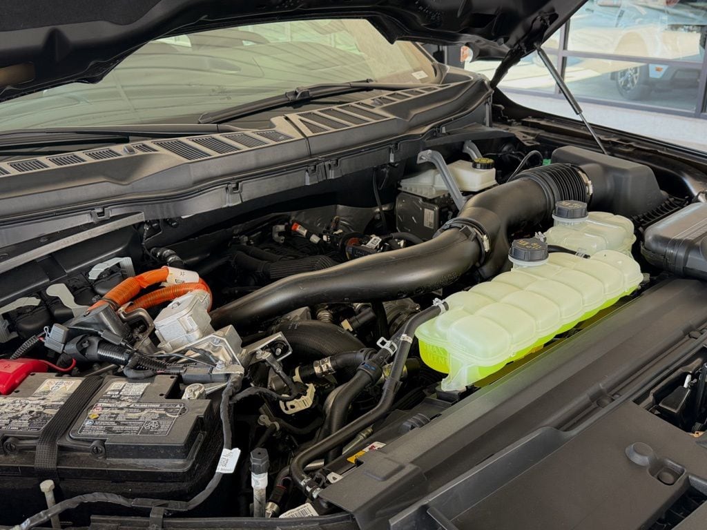2025 Ford F-150 Lariat - Photo 38