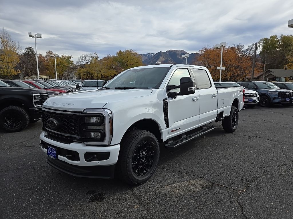 2026 Ford F-350 Super Duty Lariat's photo