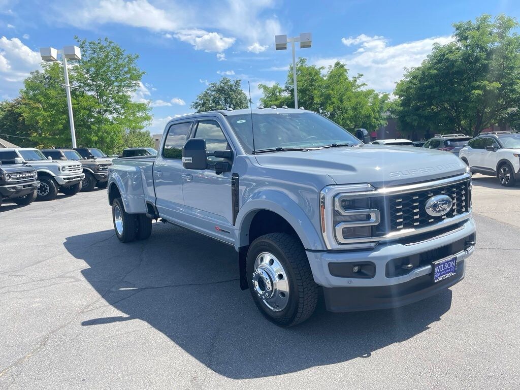 New 2026 Ford F-450SD Platinum Truck Crew Cab