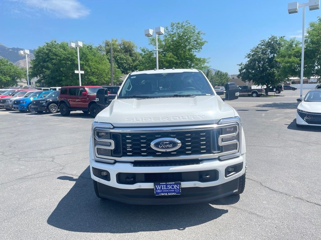 New 2026 Ford F-450SD Platinum Truck Crew Cab