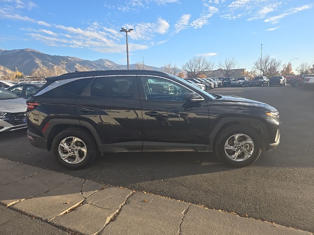 2024 Hyundai Tucson SEL photo 3
