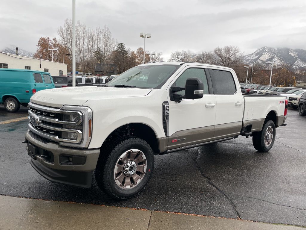 2026 Ford F-350 Super Duty King Ranch's photo