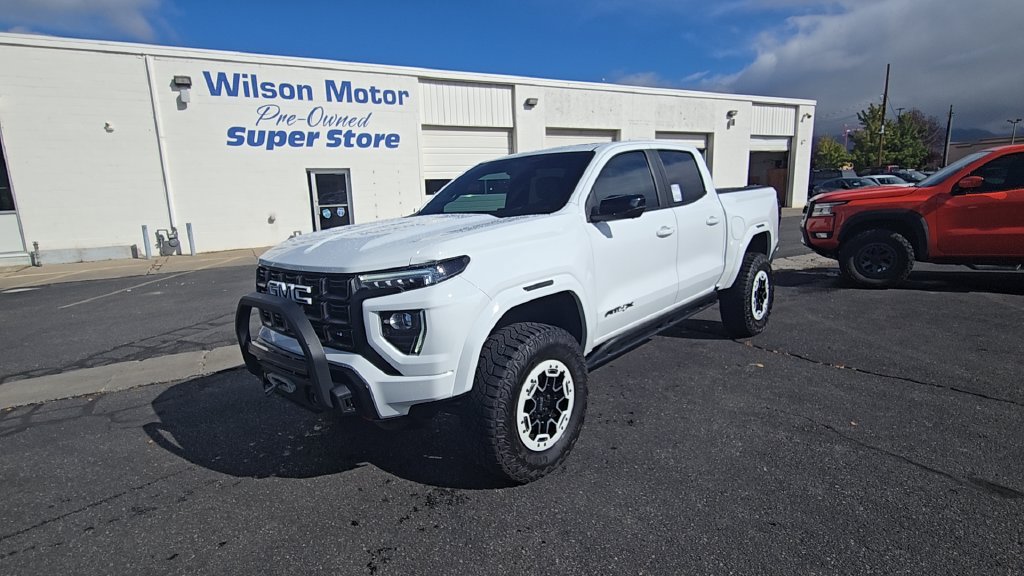 2023 GMC Canyon AT4X