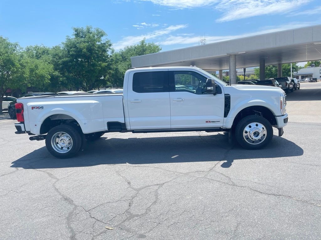 New 2026 Ford F-450SD Platinum Truck Crew Cab