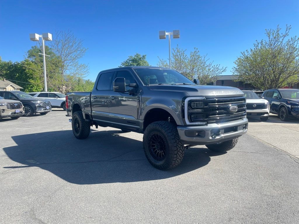 New 2026 Ford F-350SD Platinum Truck Crew Cab