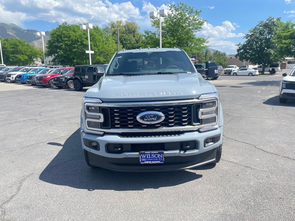 New 2026 Ford F-450SD Platinum Truck Crew Cab