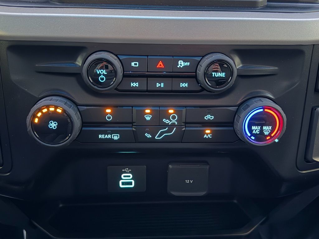 2026 Ford F-350 Super Duty XL - Photo 25
