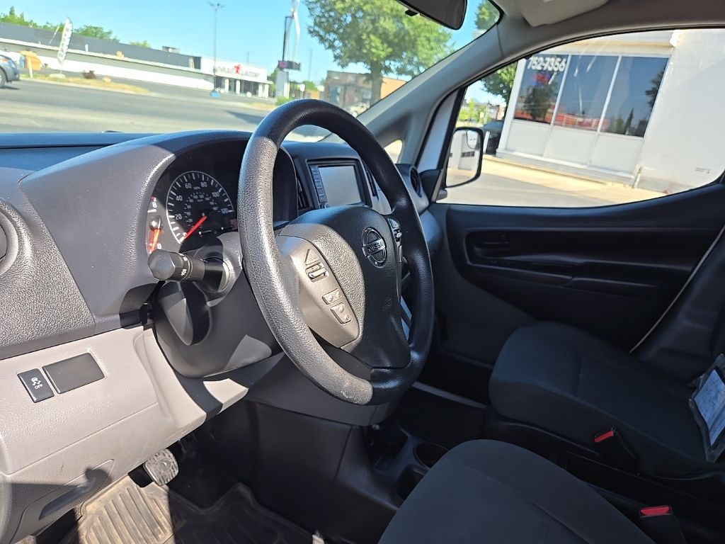 2021 Nissan NV200 S - Photo 11