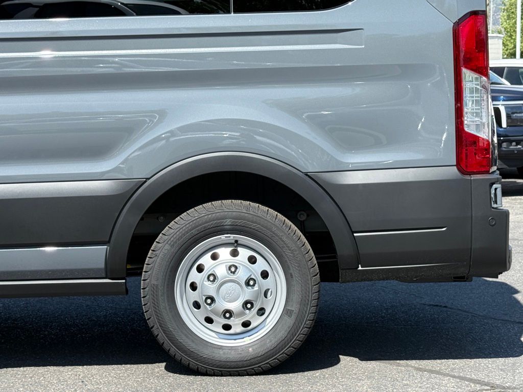 2025 Ford Transit Passenger Van XLT - Photo 43