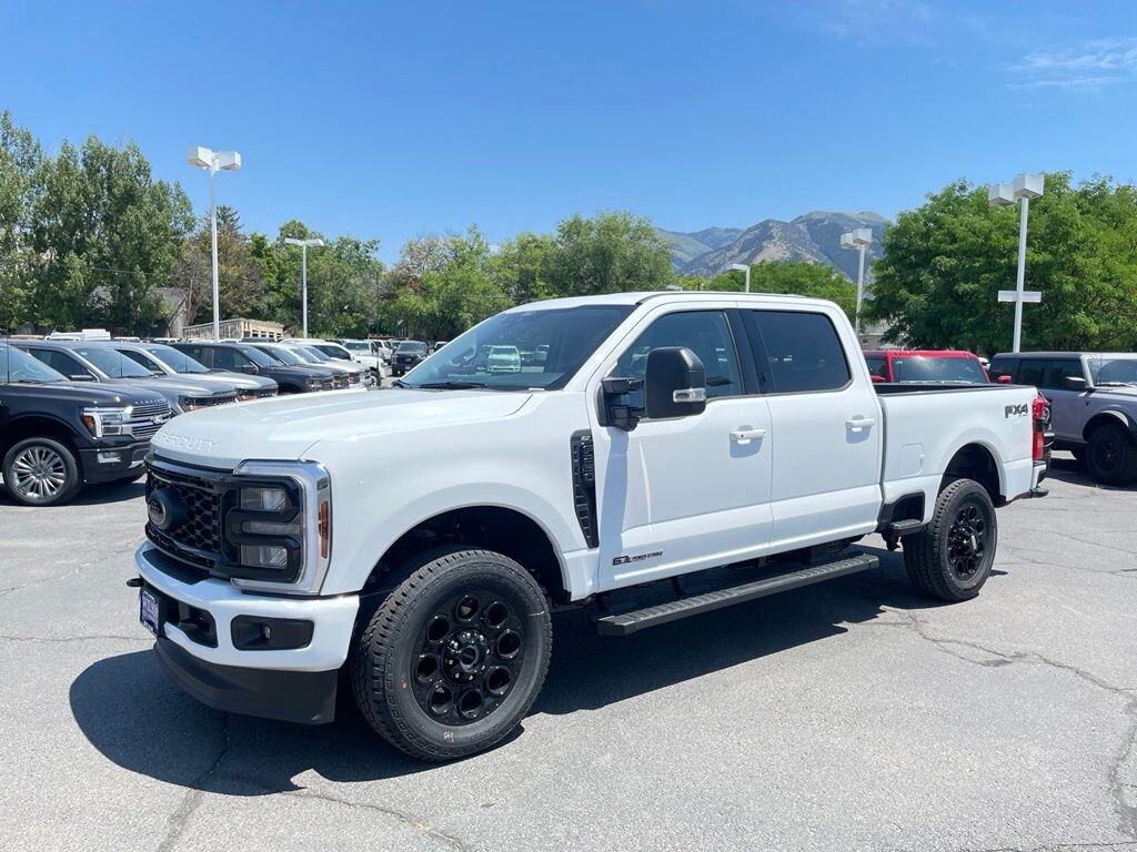 New 2026 Ford F-250SD XLT Truck Crew Cab