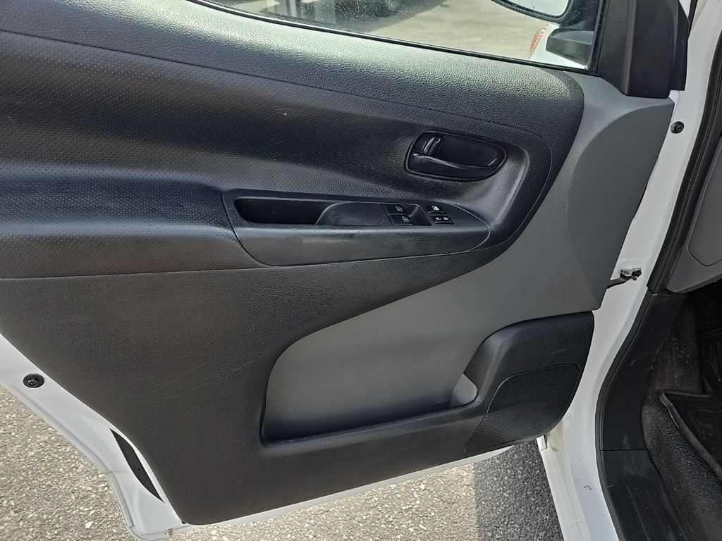 2021 Nissan NV200 S - Photo 9