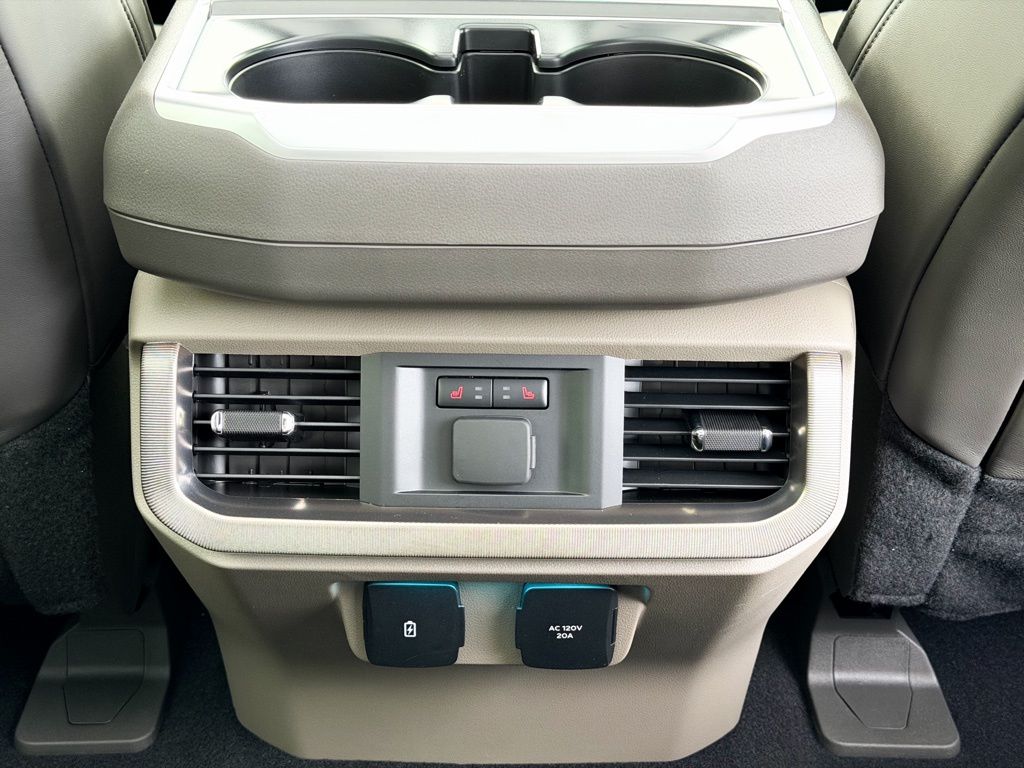 2026 Ford F-150 Platinum - Photo 28