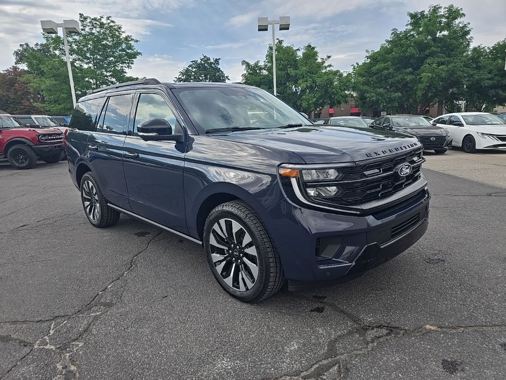 New 2027 Ford Expedition Platinum SUV
