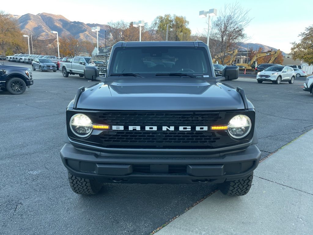 2025 Ford Bronco Big Bend photo 2