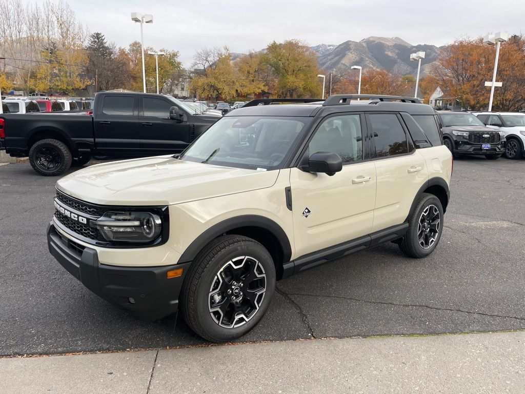 2025 Ford Bronco Sport Outer Banks's photo