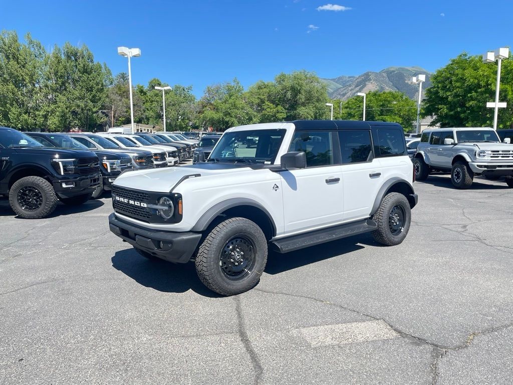 New 2026 Ford Bronco Outer Banks SUV