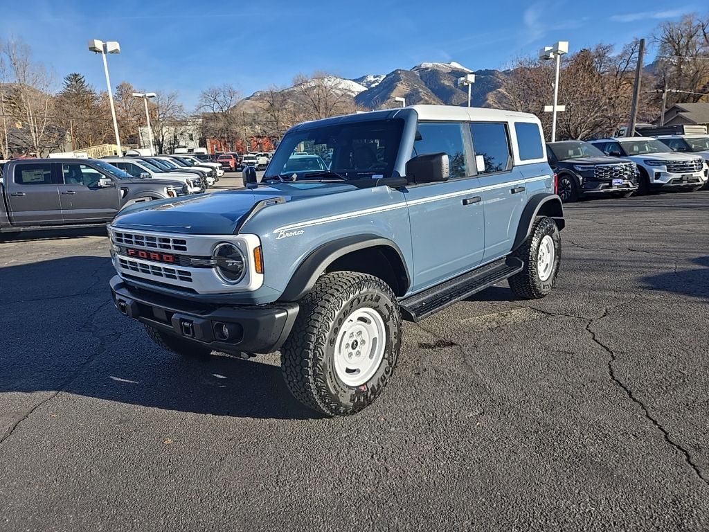 2025 Ford Bronco 4-Door Heritage Editon's photo