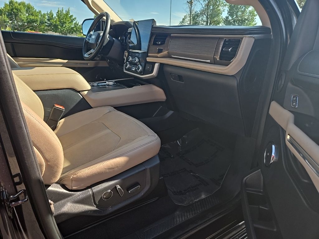 2024 Ford Expedition Limited - Photo 30