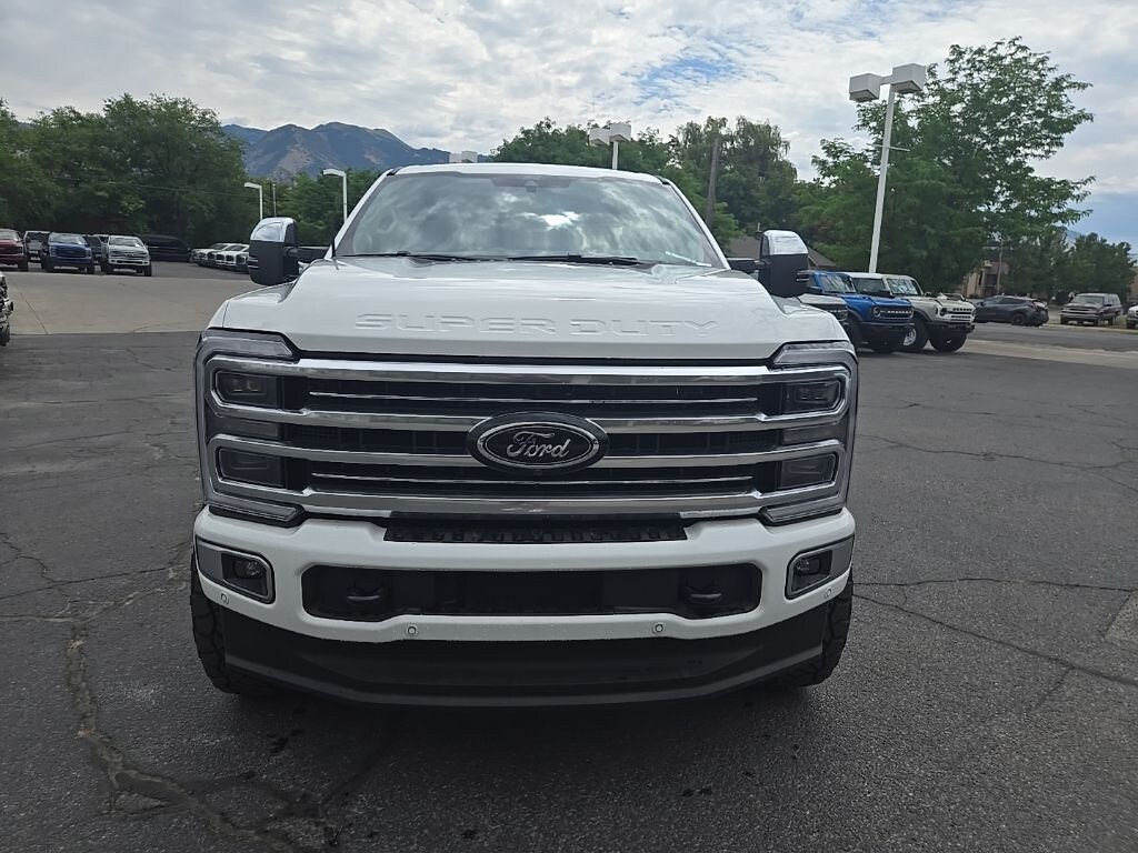 New 2026 Ford F-350SD Platinum Truck Crew Cab