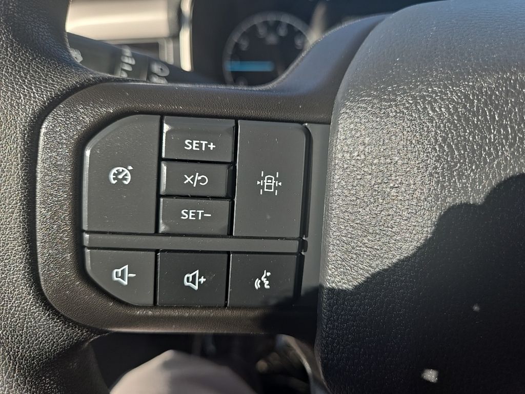 2023 Ford F-150 XLT - Photo 14