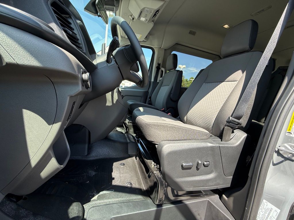 2025 Ford Transit Passenger Van XLT - Photo 13
