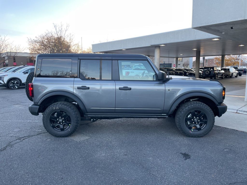 2025 Ford Bronco Big Bend photo 4