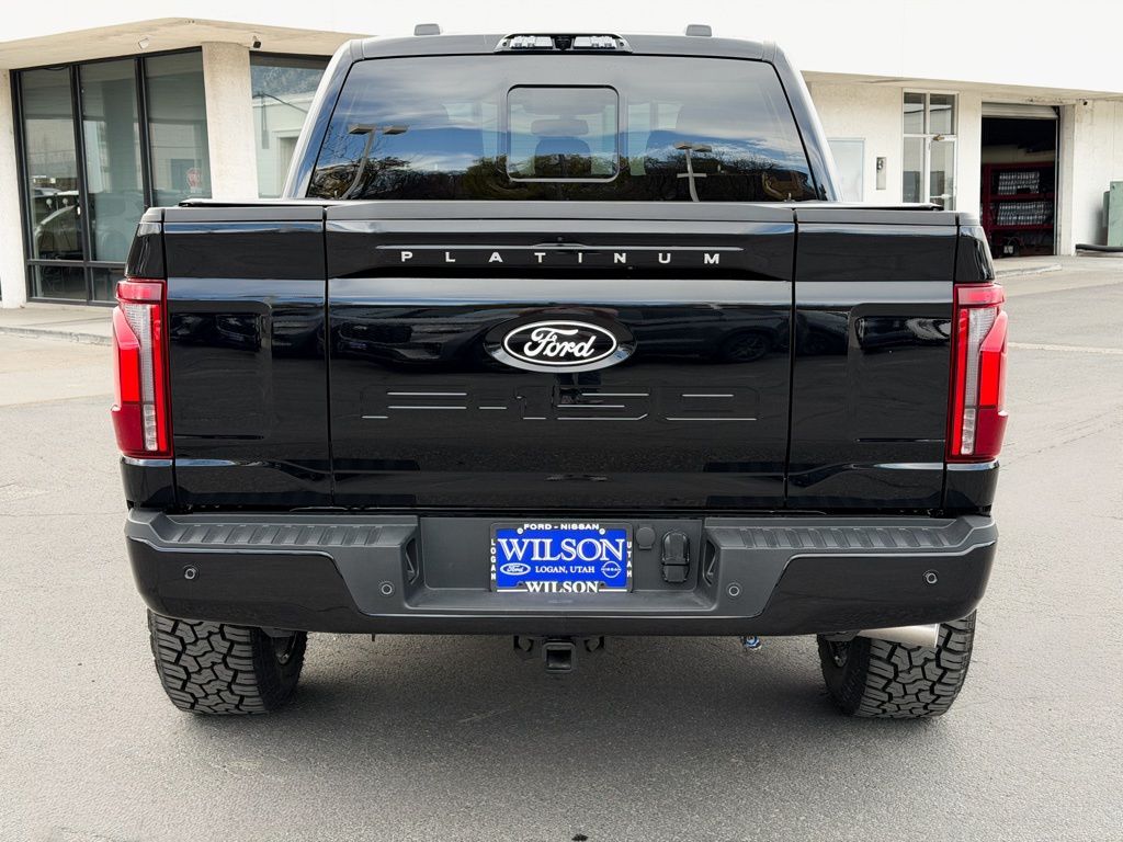 2026 Ford F-150 Platinum - Photo 6