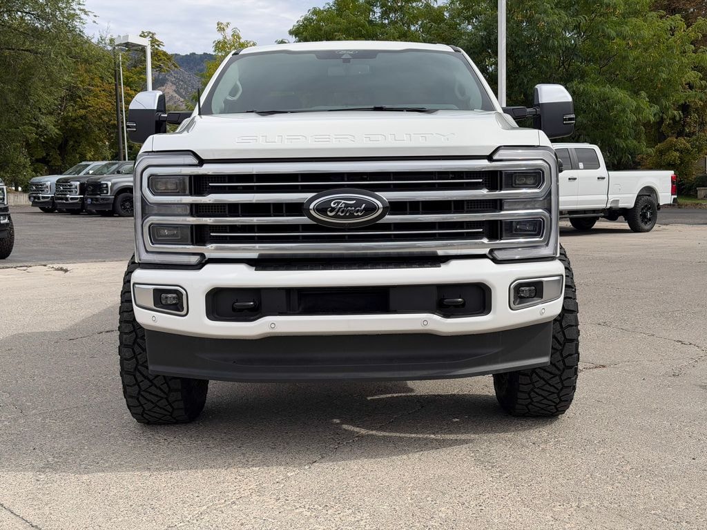 New 2026 Ford F-350SD Platinum Truck Crew Cab