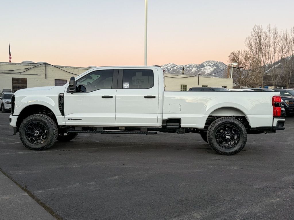 2026 Ford F-350 Super Duty XL - Photo 8