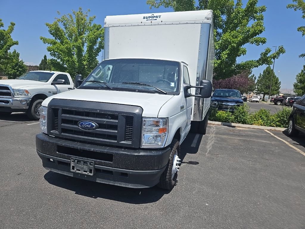 2024 Ford E-350 Base photo 3