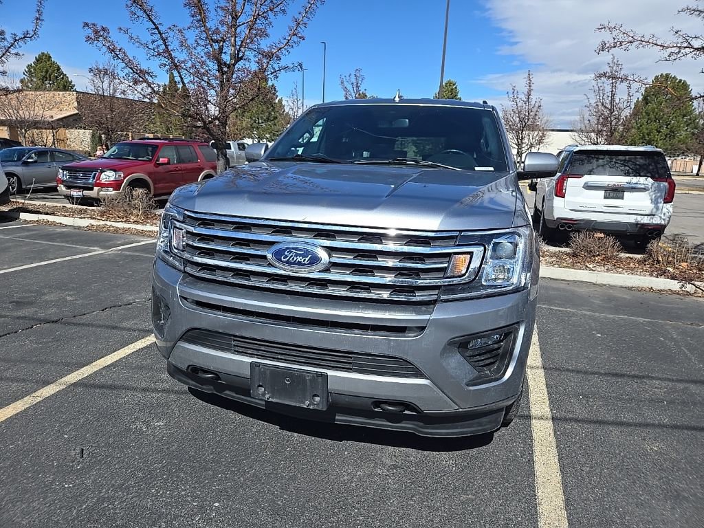 2021 Ford Expedition XLT photo 2