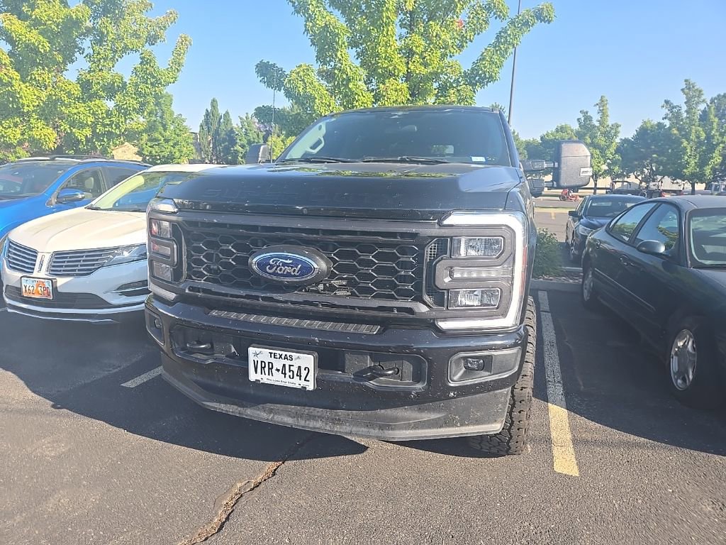 2023 Ford F-250 XL photo 2