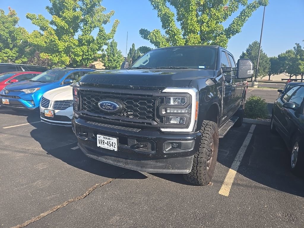 2023 Ford F-250 XL photo 3